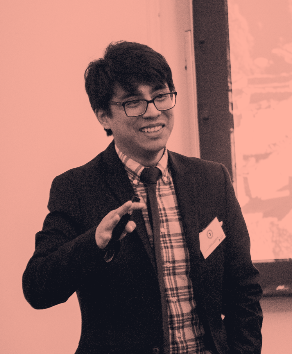 Edwin Zanabria speaking at a dental technology conference