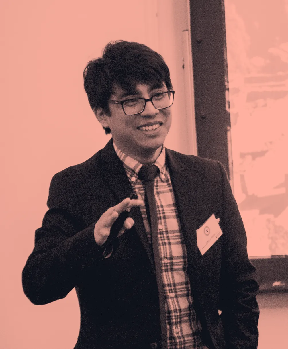 Edwin Zanabria speaking at a dental technology conference