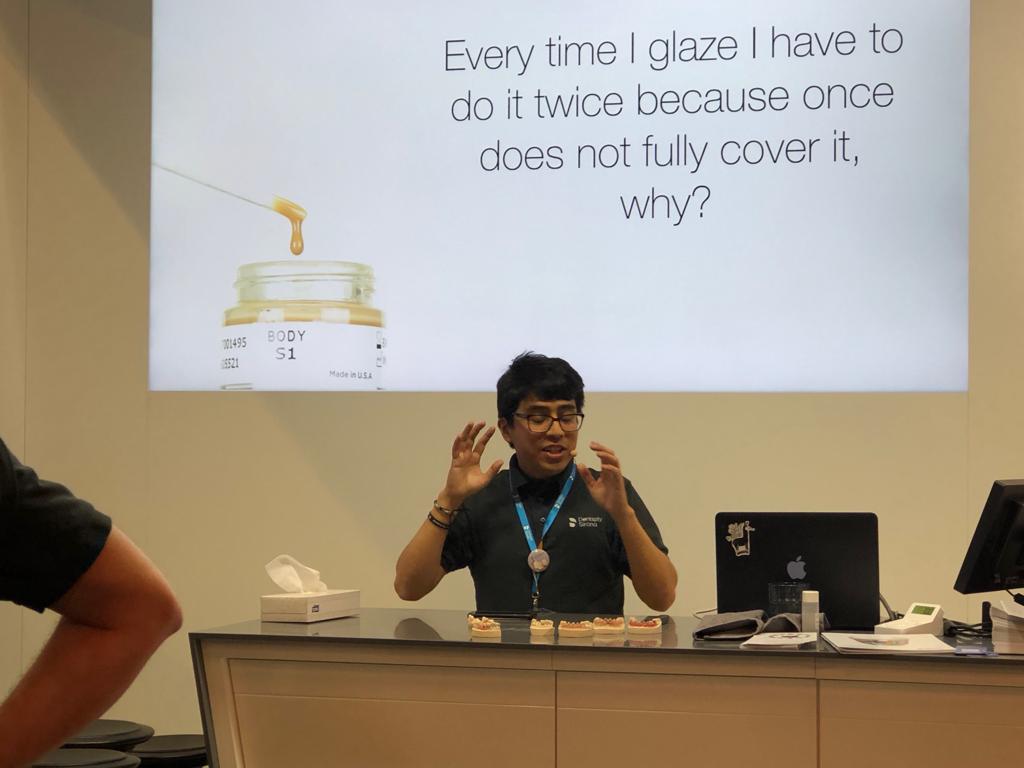 Edwin Zanabria presenting at dental exposition 6