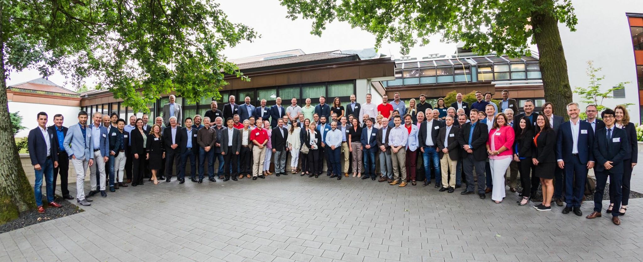 Key Opinion Leaders meeting with Dentsply Sirona